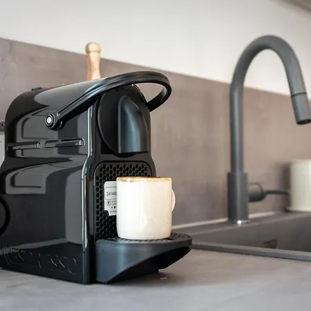 A Short Lemon Tree * Naxos City