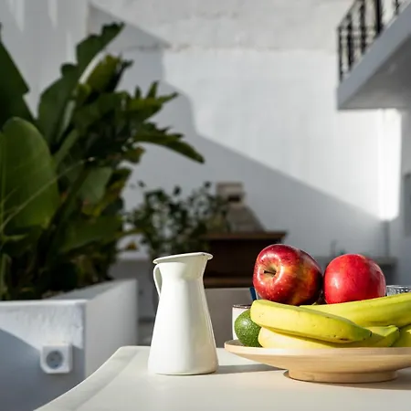 דירה A Short Lemon Tree *