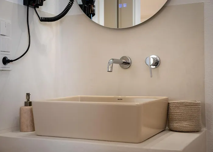 A Short Lemon Tree Апартаменты