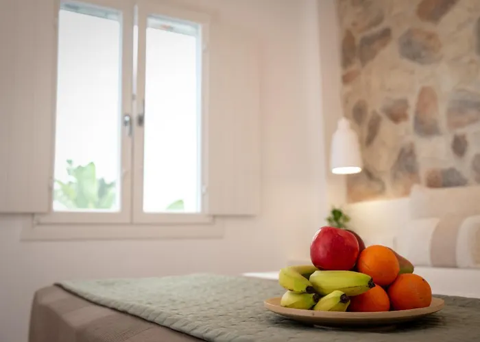 A Short Lemon Tree Апартаменты *