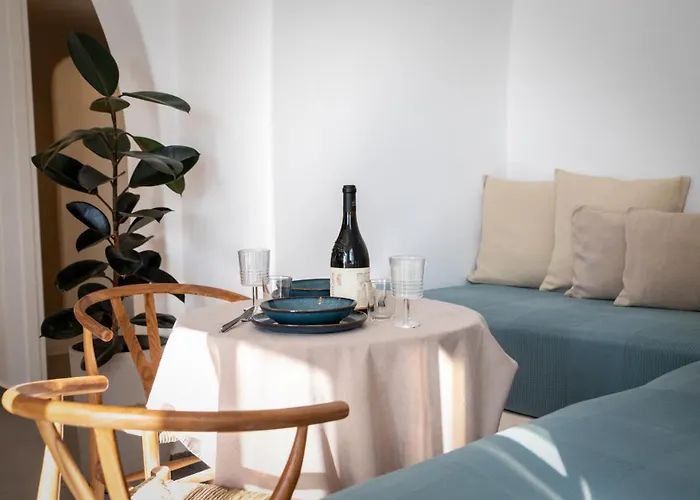 A Short Lemon Tree Апартаменты